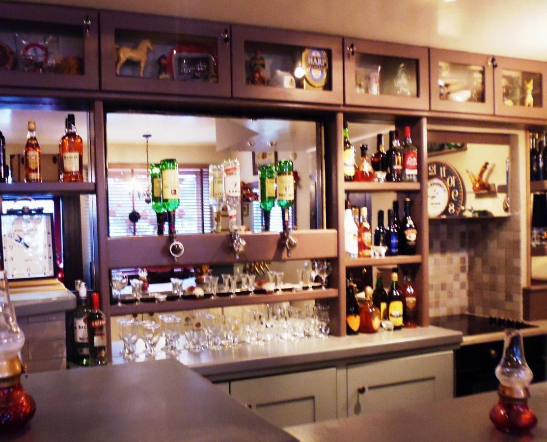 Herlihy'S, Half-Way-House Farranfore 外观 照片